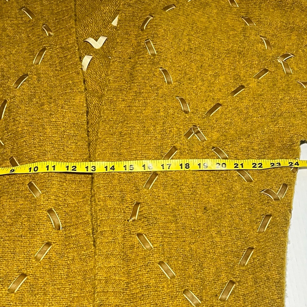 Akemi & Kin Open Cardigan - Picture 12 of 14